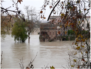 Third place: The other side of the Tiber by Franco Iozzoli (Italy) 