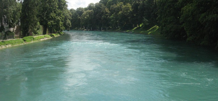 river_bern_switerzland1.jpg